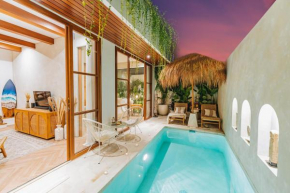 Villa Kaya Canggu, 5mins walk to the Beach, New 1BR Pool Villa in Canggu